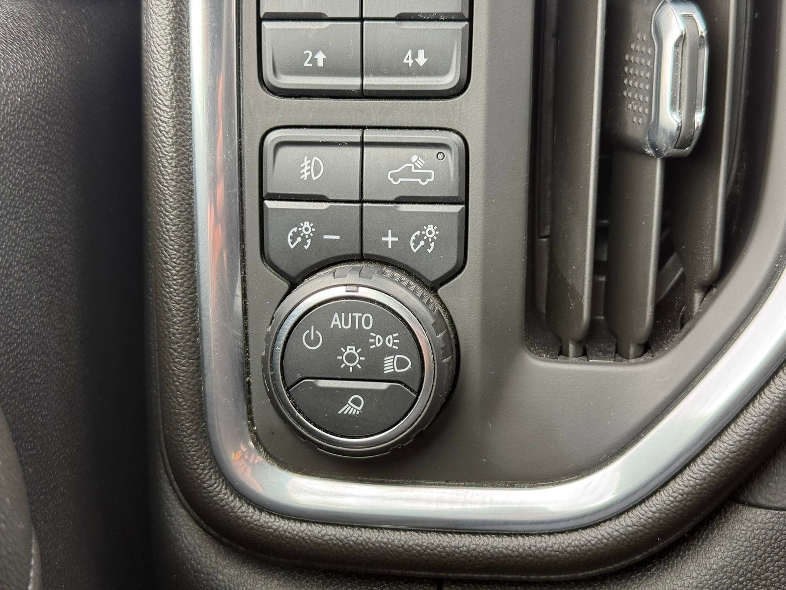 Used 2022 Chevrolet Silverado 2500 High Country w/ LPO, Hitch Package AWD/4WD image 42