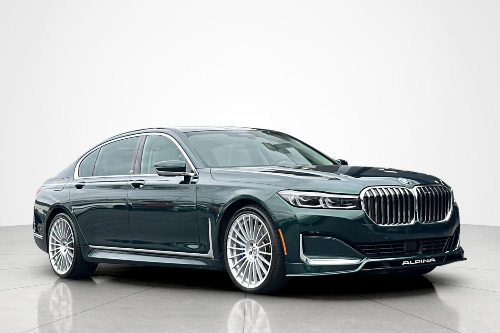 Used 2022 BMW ALPINA B7 xDrive w/ Luxury Rear Seating Package AWD/4WD image 7