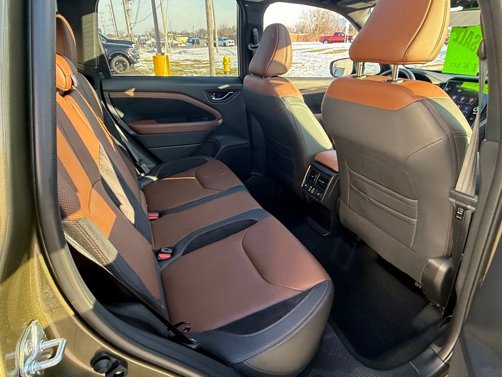 Used 2025 Subaru Forester Touring image 14