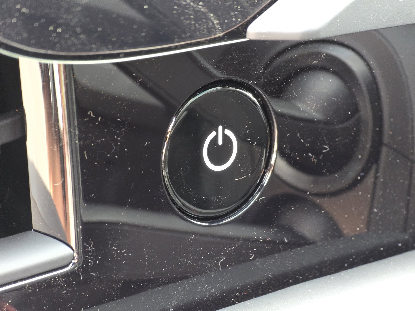 Used 2026 Porsche Taycan 4S image 17