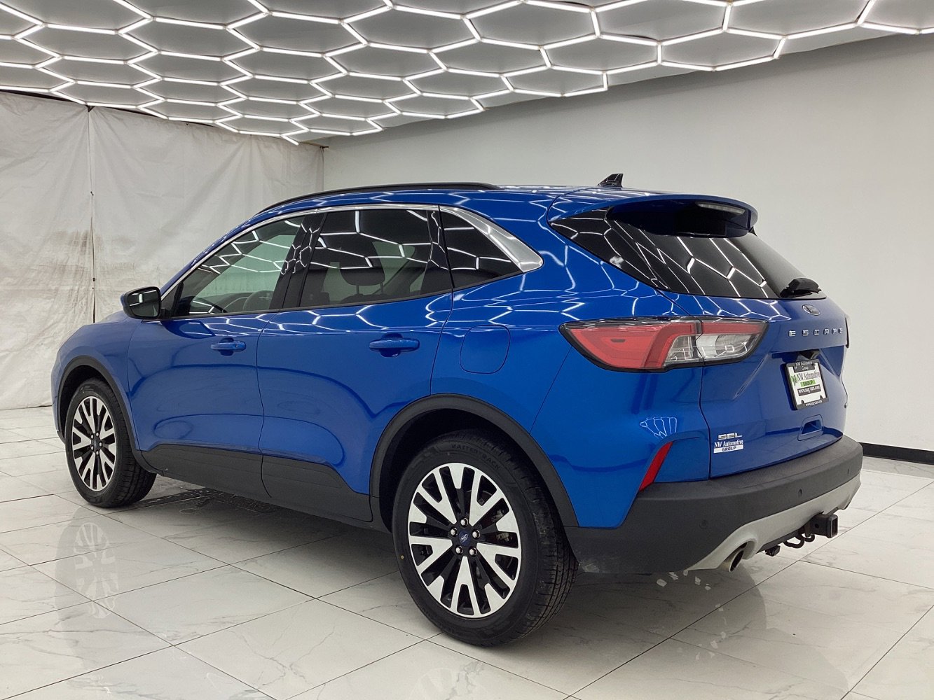 Used 2020 Ford Escape SEL image 11