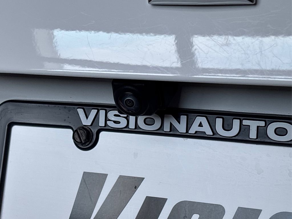 Used 2025 Chevrolet Malibu LT image 15