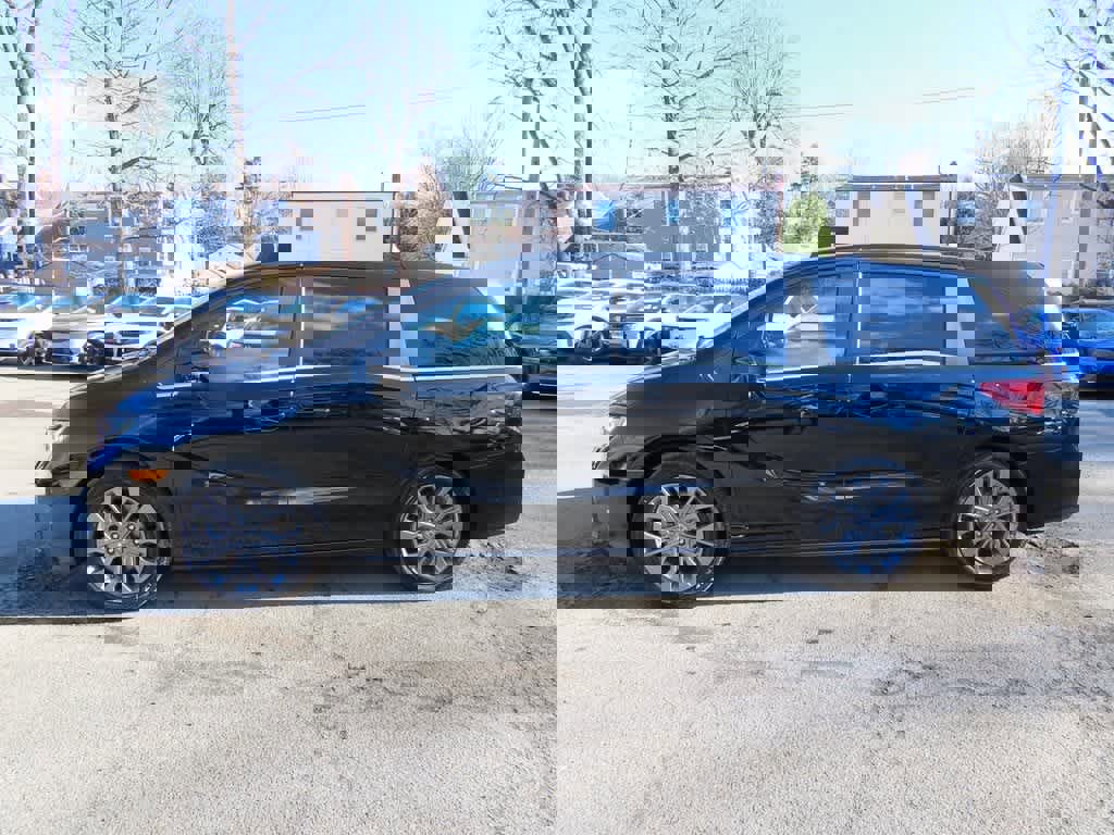 Certified 2025 Honda Odyssey Touring image 3