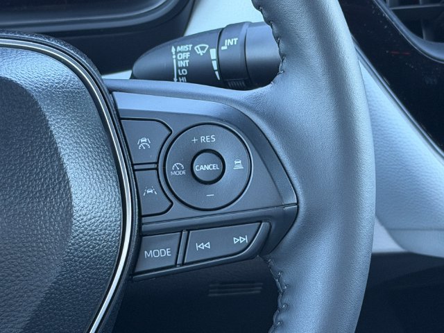 Certified 2026 Toyota Corolla SE w/ SE Package FWD image 28