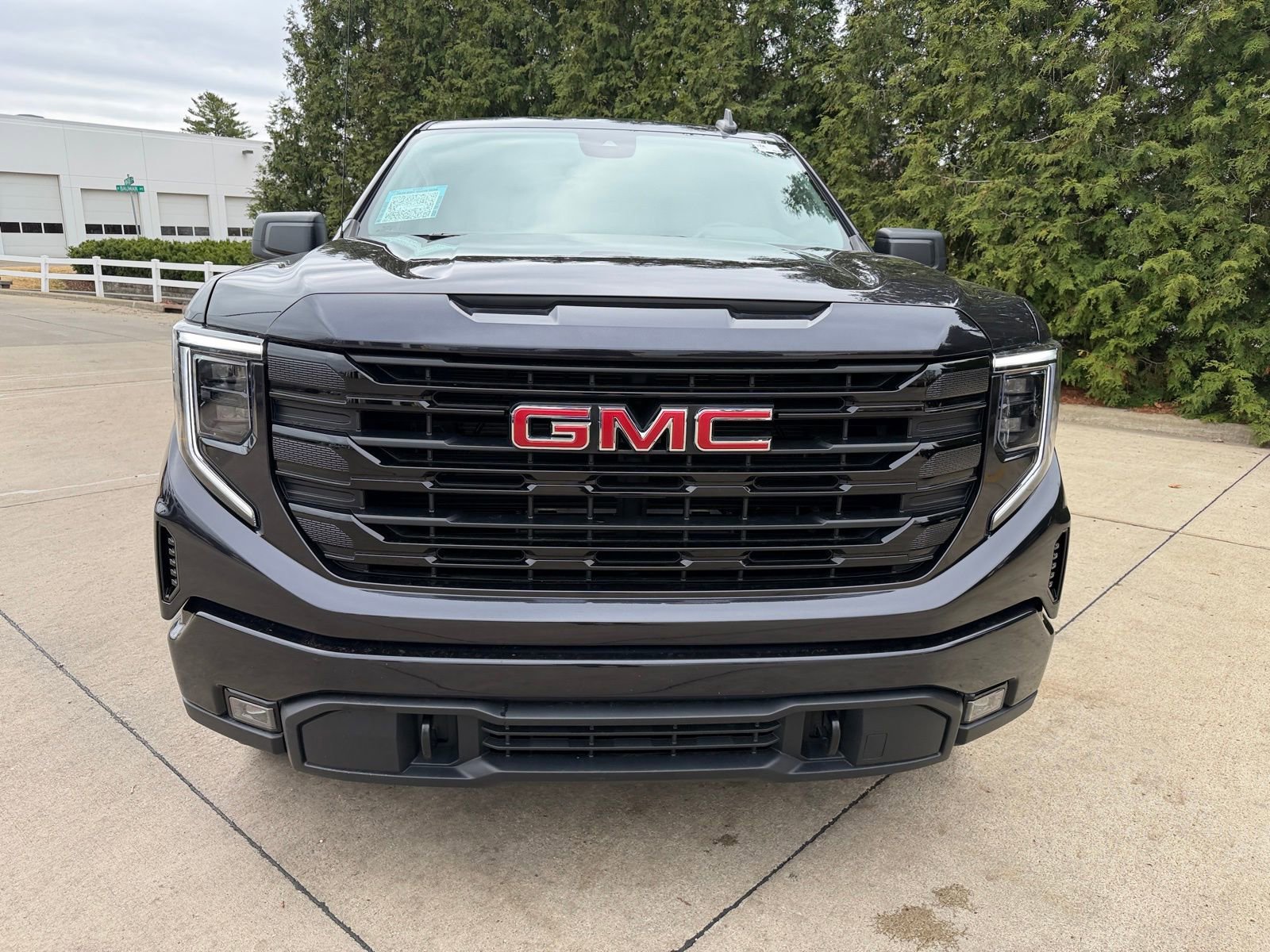 Used 2024 GMC Sierra 1500 Elevation image 6