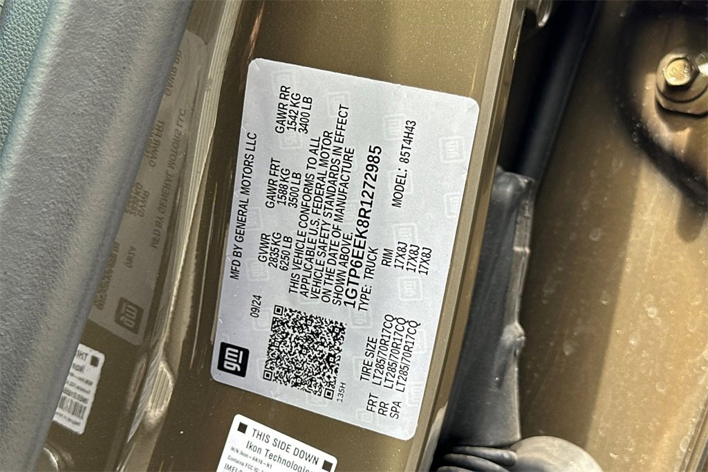 Used 2024 GMC Canyon AT4X image 30