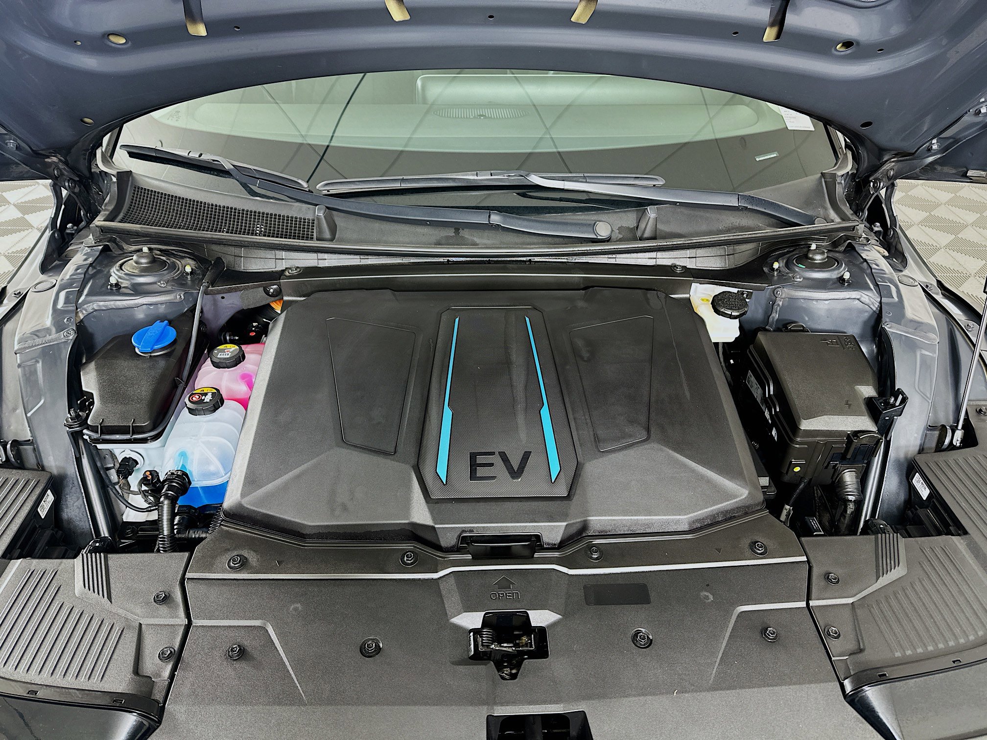 Used 2024 Hyundai Ioniq 5 SEL image 33