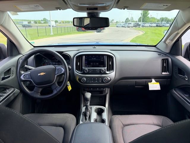 Used 2022 Chevrolet Colorado LT w/ LT Convenience Package AWD/4WD image 6