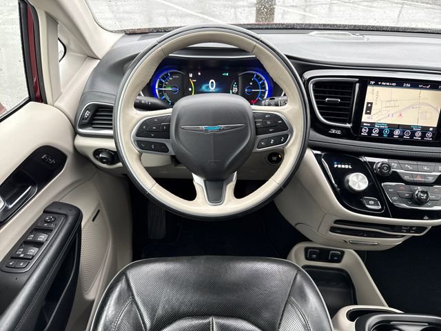 Used 2020 Chrysler Pacifica Limited w/ Advanced Safetytec Group image 27