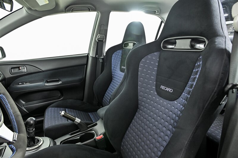 Used 2005 Mitsubishi Lancer Evolution AWD/4WD image 23