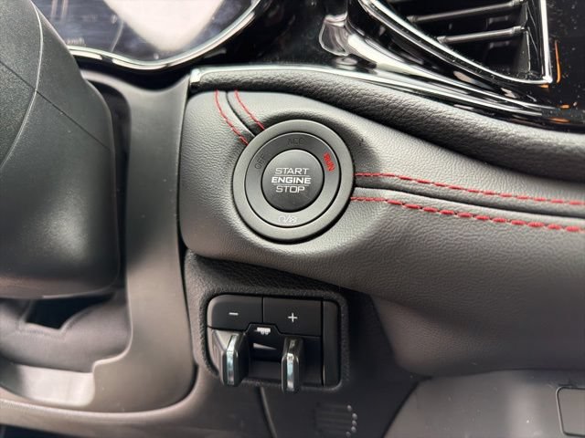 Used 2025 Dodge Durango GT AWD/4WD image 19