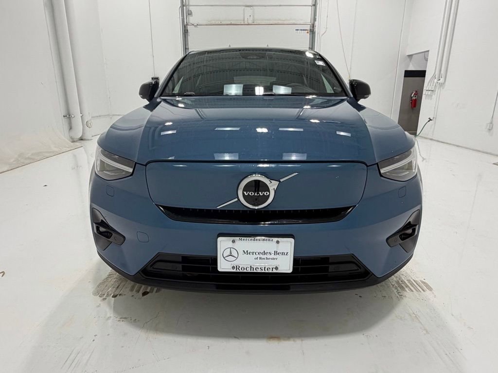 Used 2023 Volvo C40 P8 Recharge Ultimate image 3