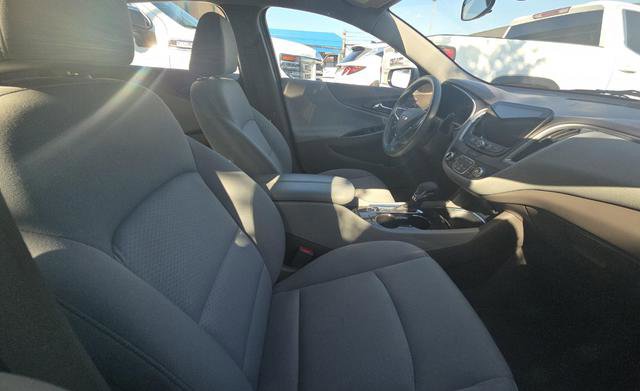 Used 2023 Chevrolet Malibu LT image 15