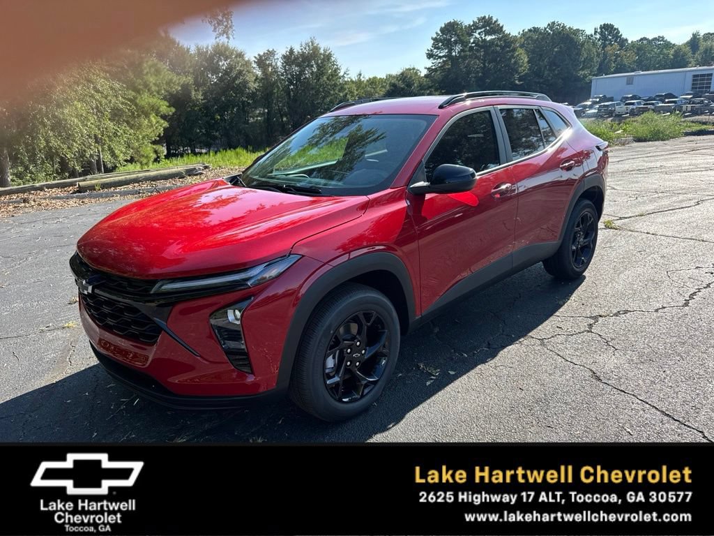 New 2026 Chevrolet Trax LT w/ Driver Confidence Package FWD image 1