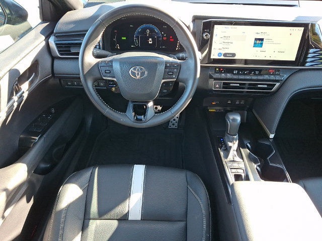 Certified 2026 Toyota Camry Hybrid w/ Multimedia Upgrade Package FWD image 11
