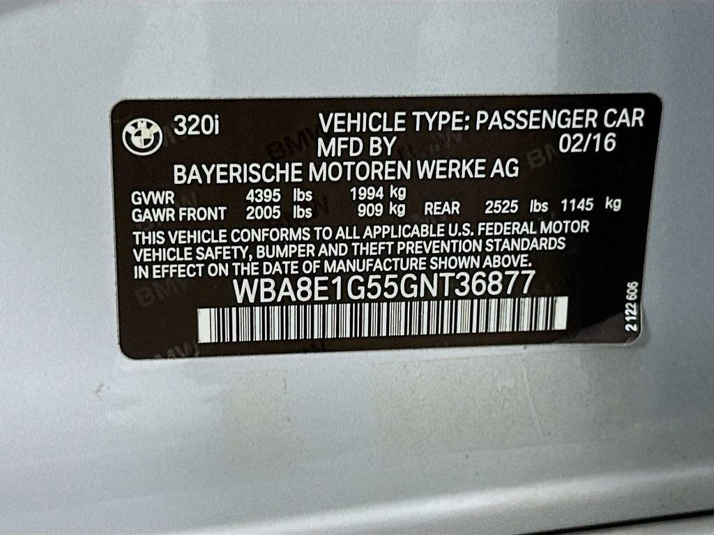 Used 2016 BMW 320i Sedan RWD image 32