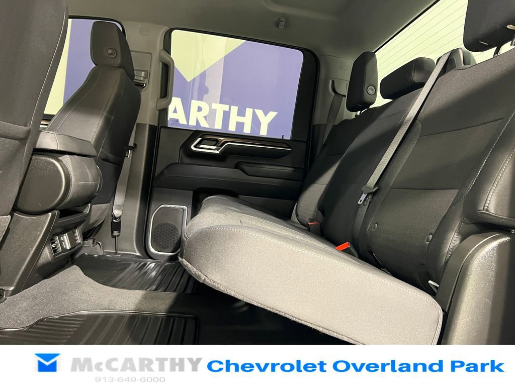 Used 2025 Chevrolet Silverado 2500 LT w/ Convenience Package image 24