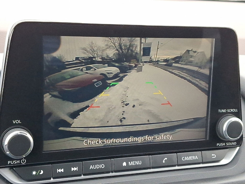 Used 2023 Nissan Rogue SV image 7