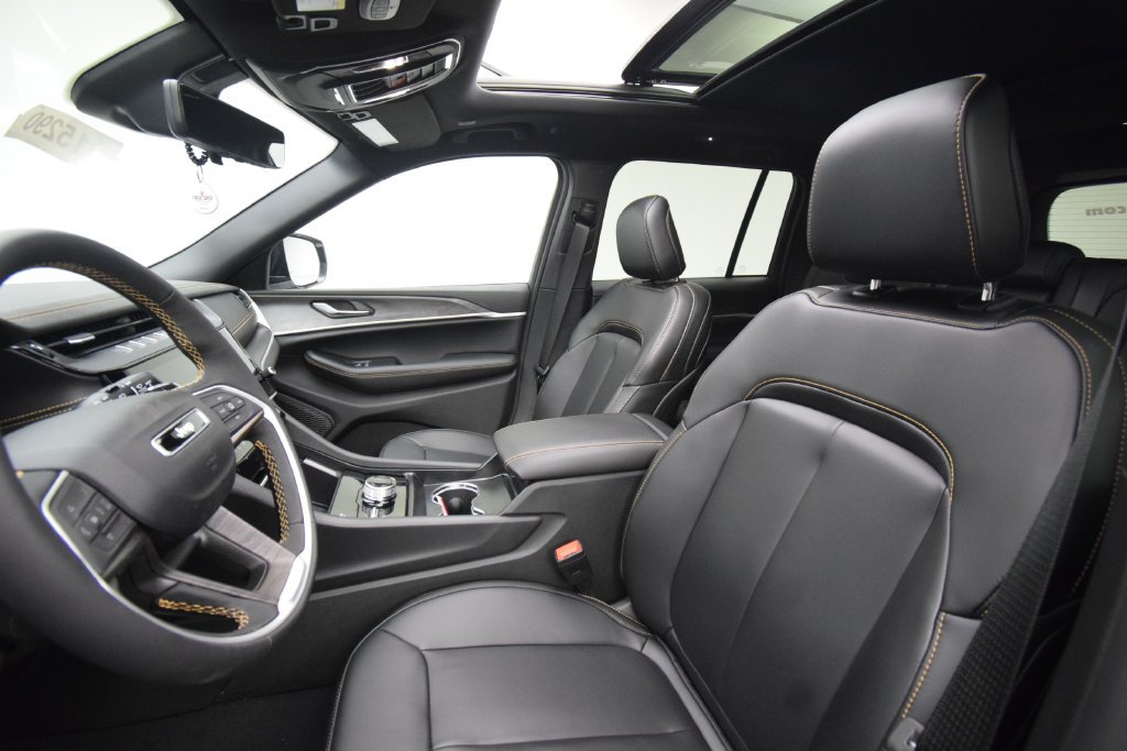 New 2026 Jeep Grand Cherokee Limited AWD/4WD image 37