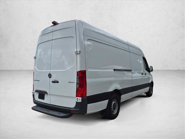 Used 2024 Mercedes-Benz Sprinter 2500 w/ Acoustic Package image 5