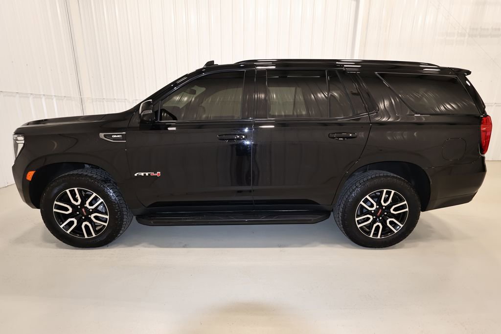 Used 2024 GMC Yukon AT4 w/ Technology Package image 6