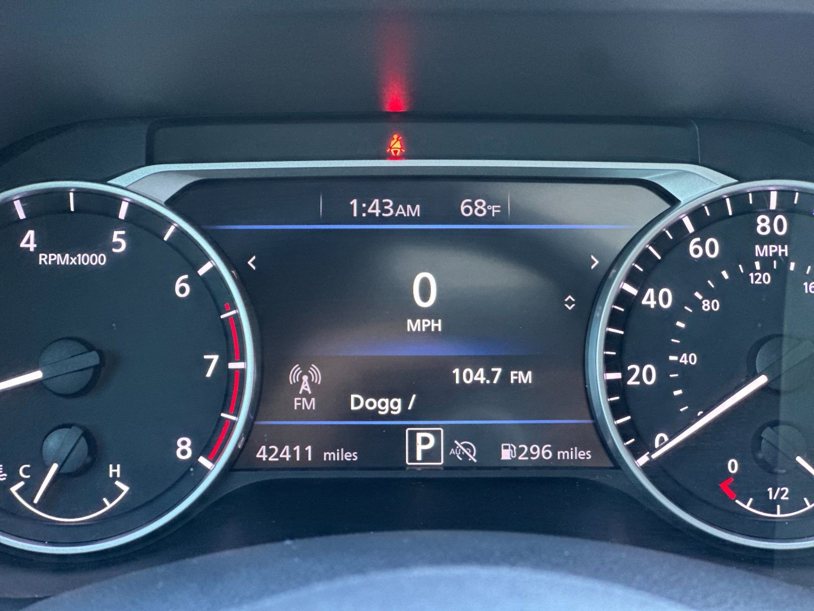 Used 2024 Nissan Sentra SV w/ SV Premium Package image 25