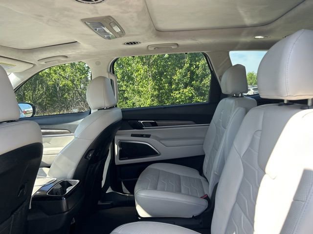 Used 2021 Kia Telluride SX w/ SX Prestige Package image 9