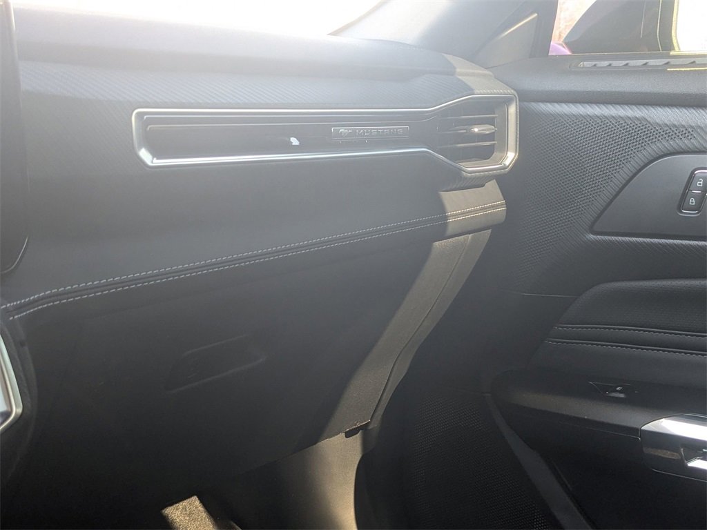 Used 2025 Ford Mustang GT Premium image 26