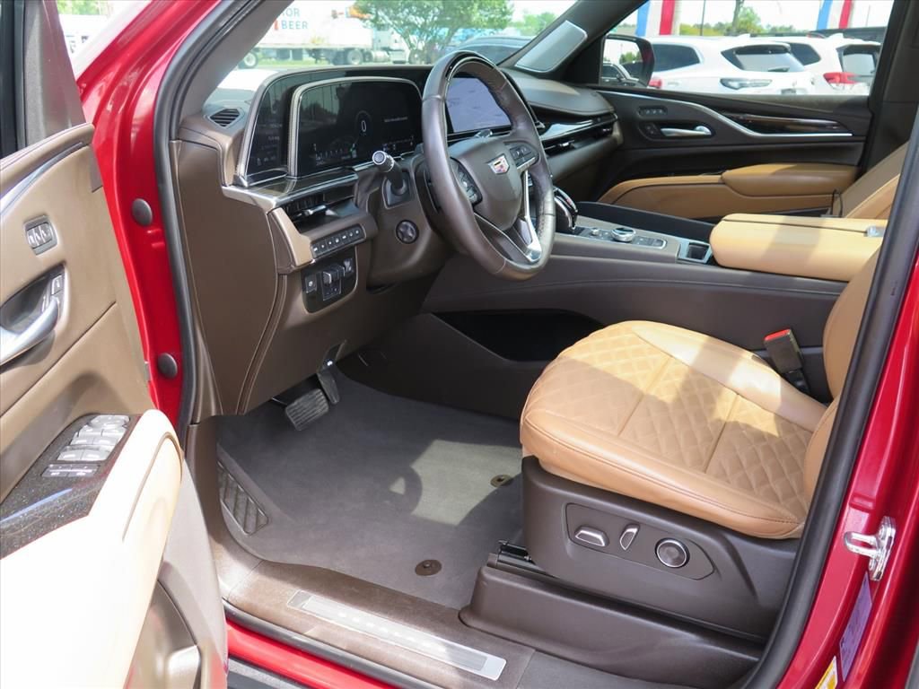 Used 2023 Cadillac Escalade Sport w/ Touring Package image 9