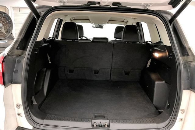 Used 2019 Ford Escape SEL AWD/4WD image 40