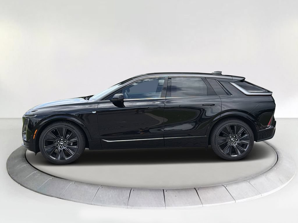New 2026 Cadillac Lyriq Signature Sport AWD/4WD image 2