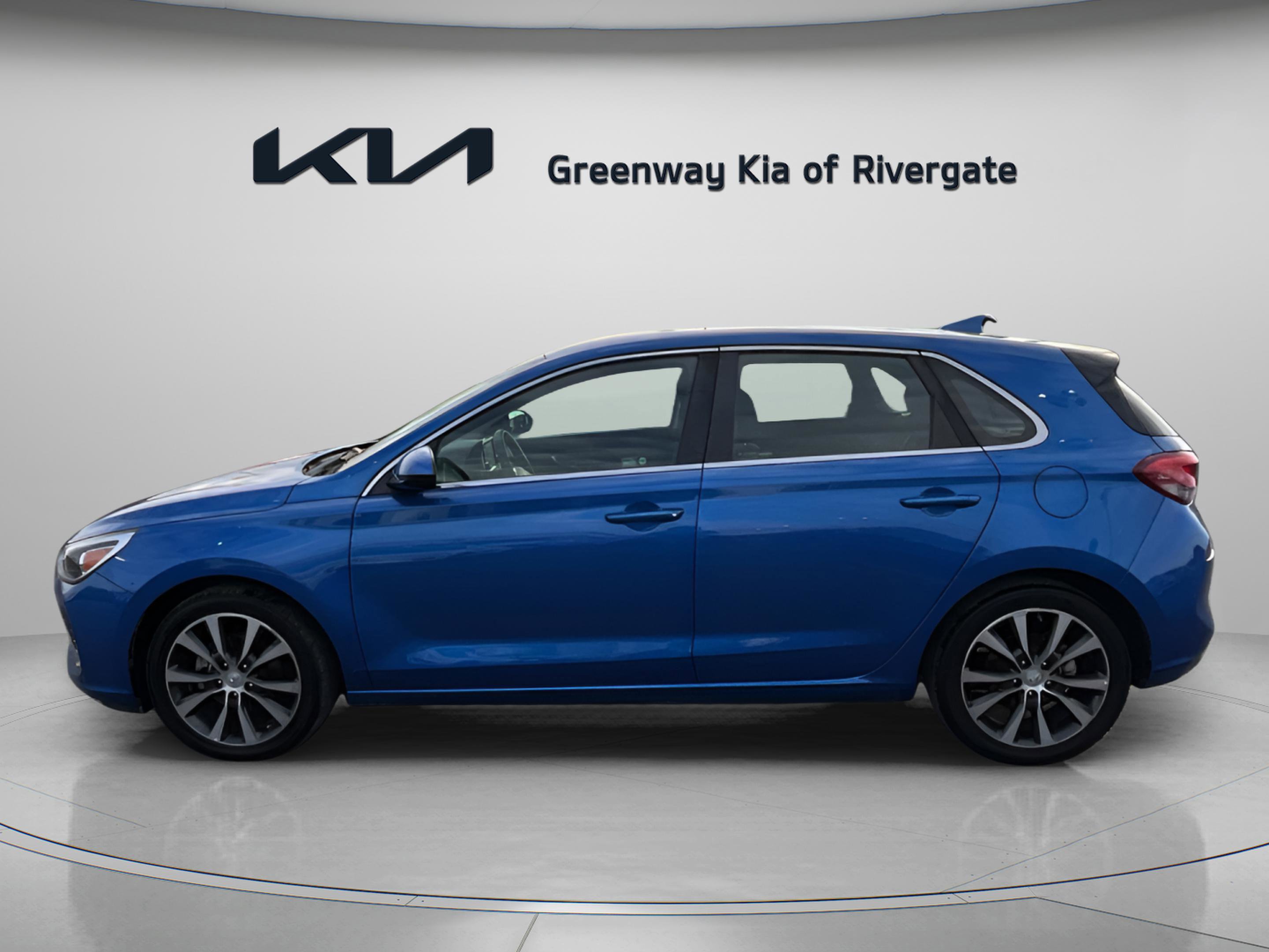 Used 2018 Hyundai Elantra GT image 5