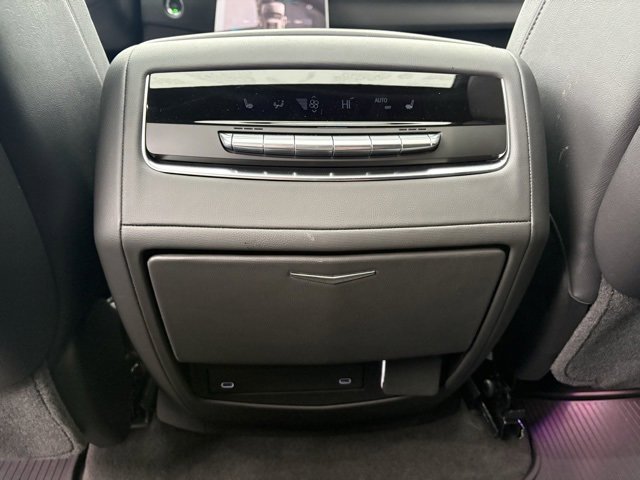 Used 2025 Cadillac Escalade Sport w/ Touring Package image 19