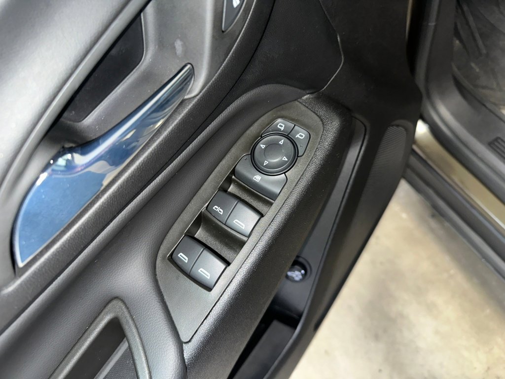 Used 2024 Chevrolet Equinox LT w/ LPO, Floor Liner Package image 5