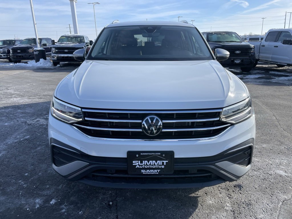 Used 2024 Volkswagen Tiguan Wolfsburg Edition image 25