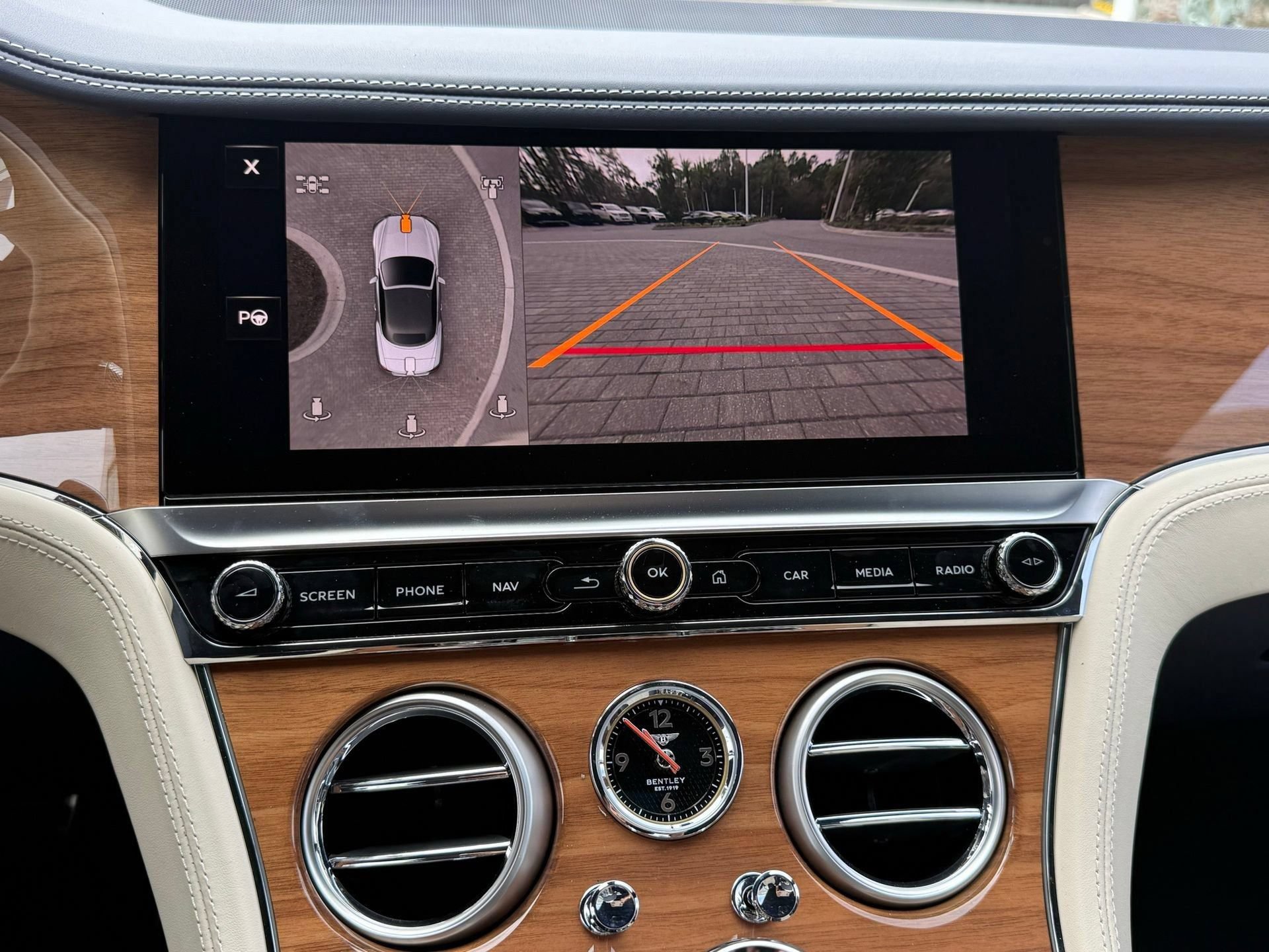 New 2026 Bentley Continental GTC AWD/4WD image 43
