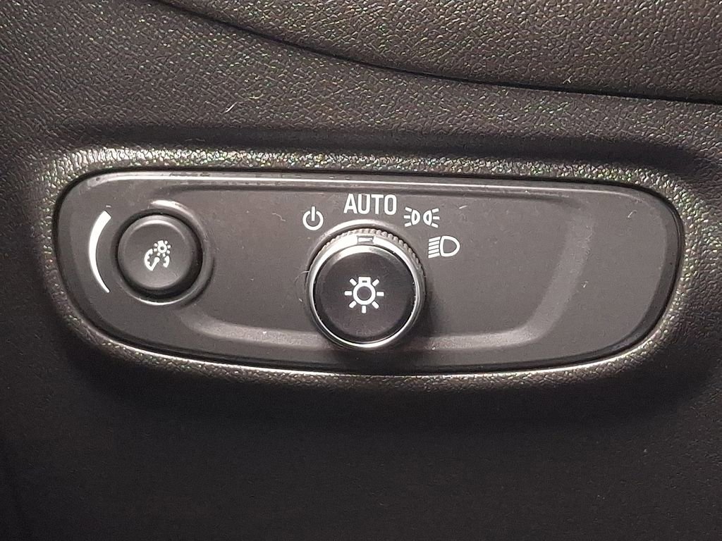 Used 2024 Chevrolet Equinox LT AWD/4WD image 23