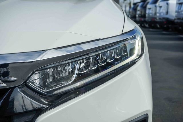 Used 2018 Honda Accord LX image 10