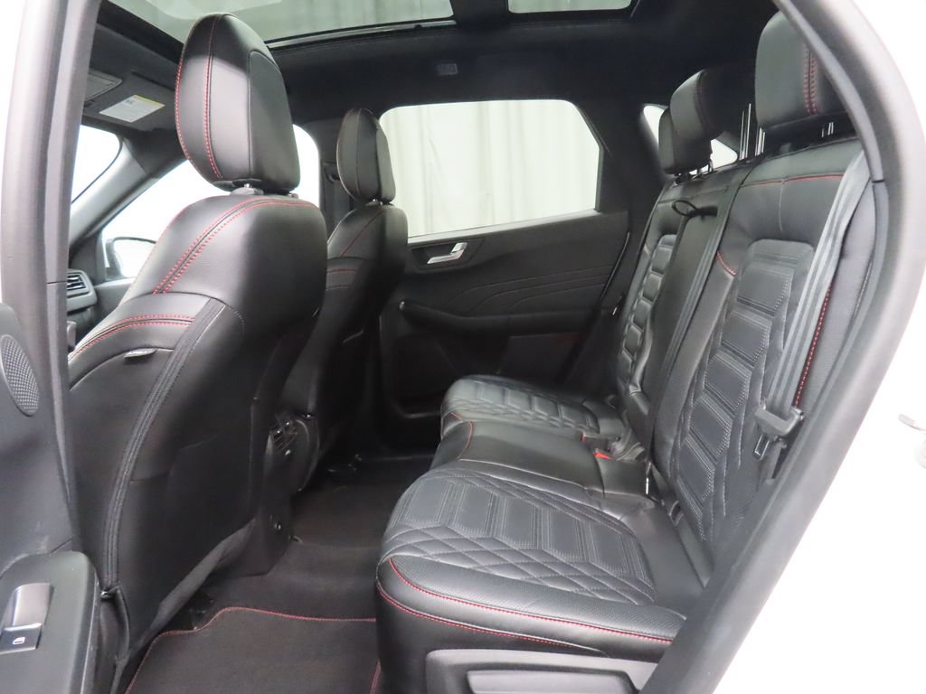 Used 2023 Ford Escape ST-Line Elite w/ Premium Technology Package AWD/4WD image 13