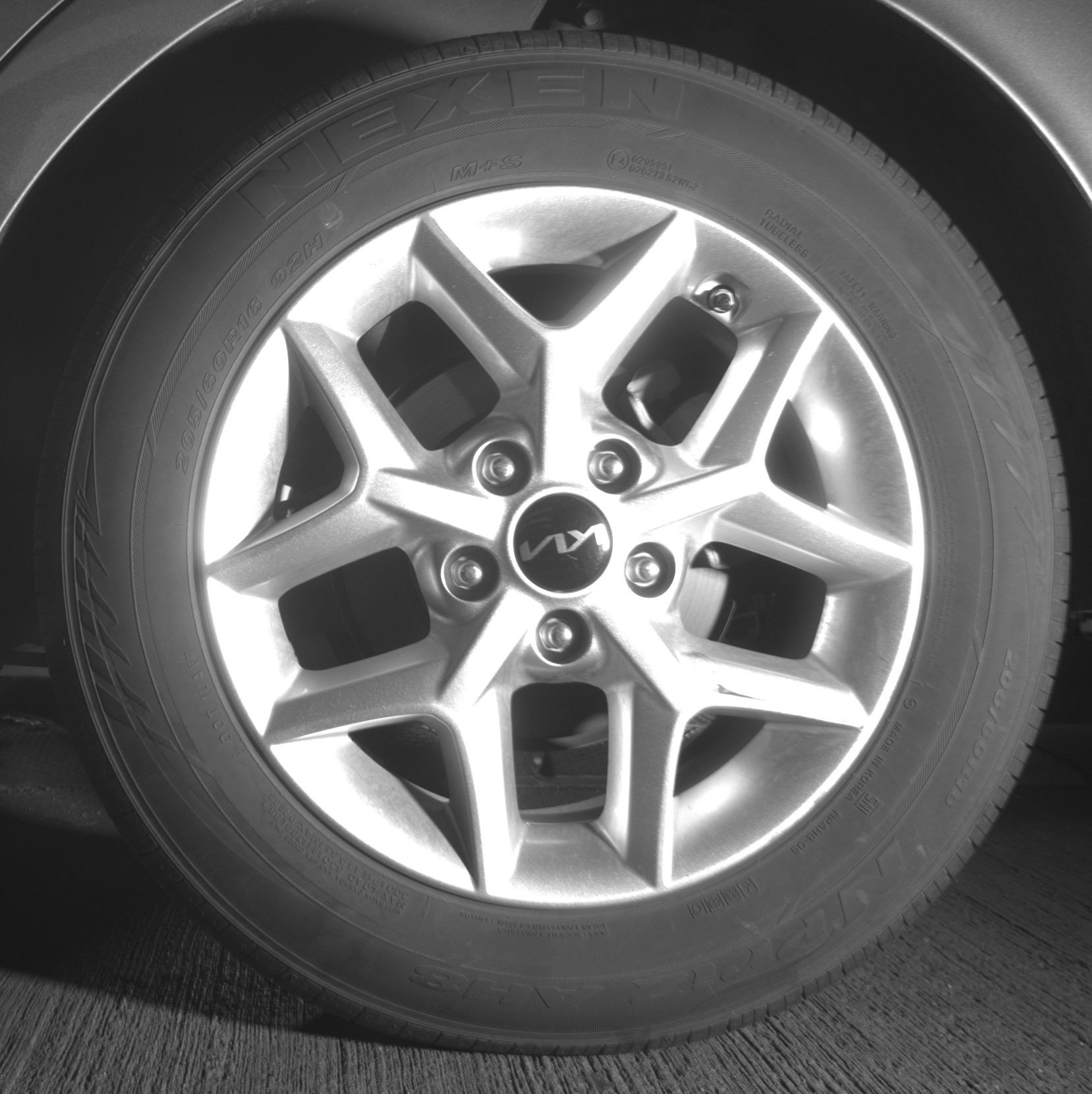 Used 2025 Kia Soul LX w/ LX Technology Package FWD image 14