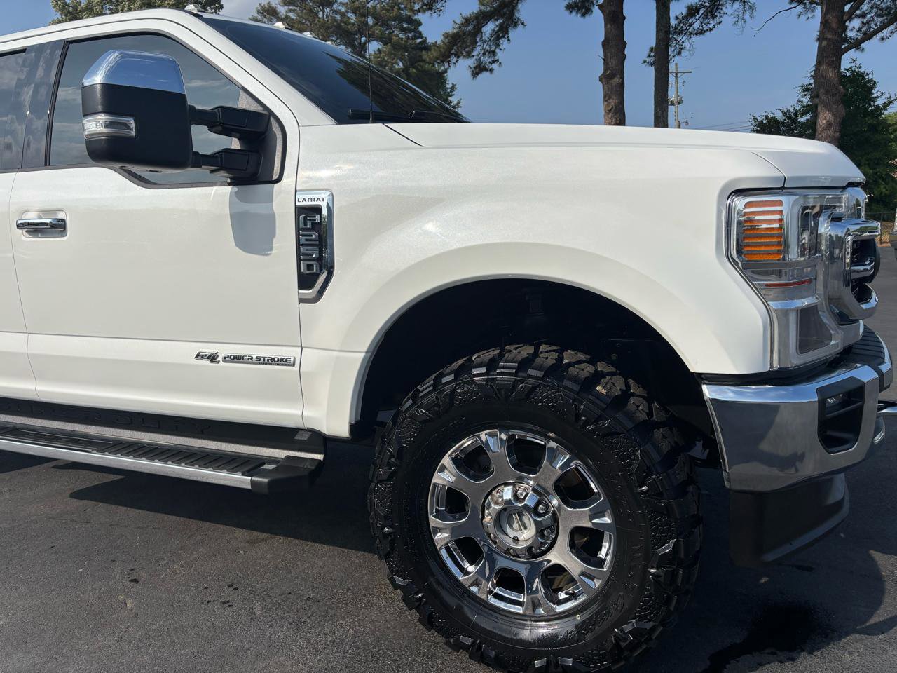 Used 2021 Ford F250 Lariat w/ Lariat Ultimate Package AWD/4WD image 17