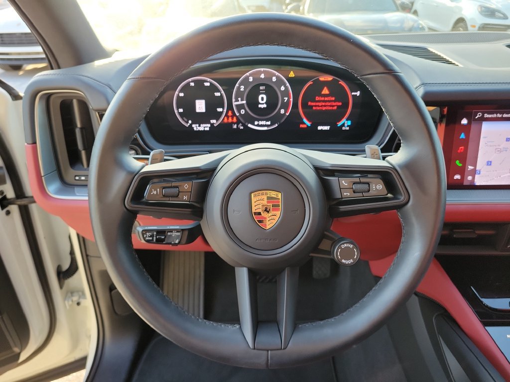 Certified 2026 Porsche Cayenne AWD/4WD image 31