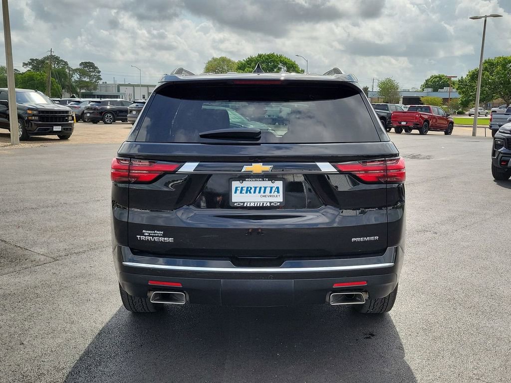 Used 2023 Chevrolet Traverse Premier w/ LPO, Floor Liner Package image 5