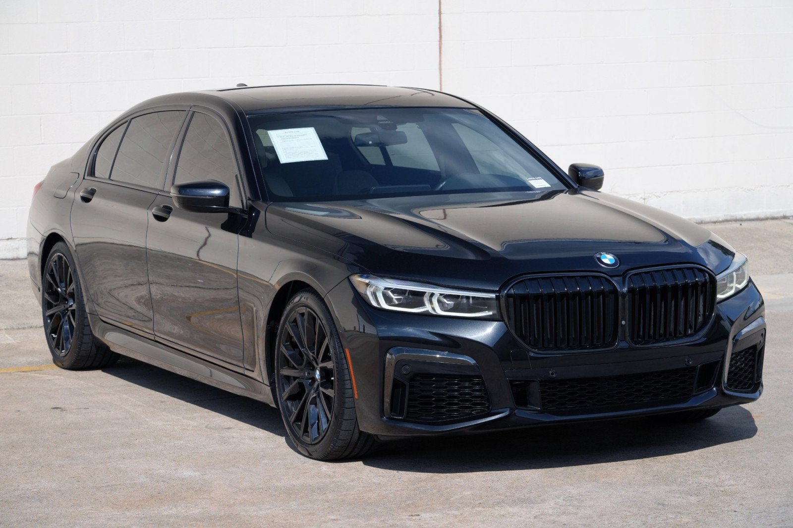 Used 2021 BMW 740i w/ M Sport Package RWD image 60