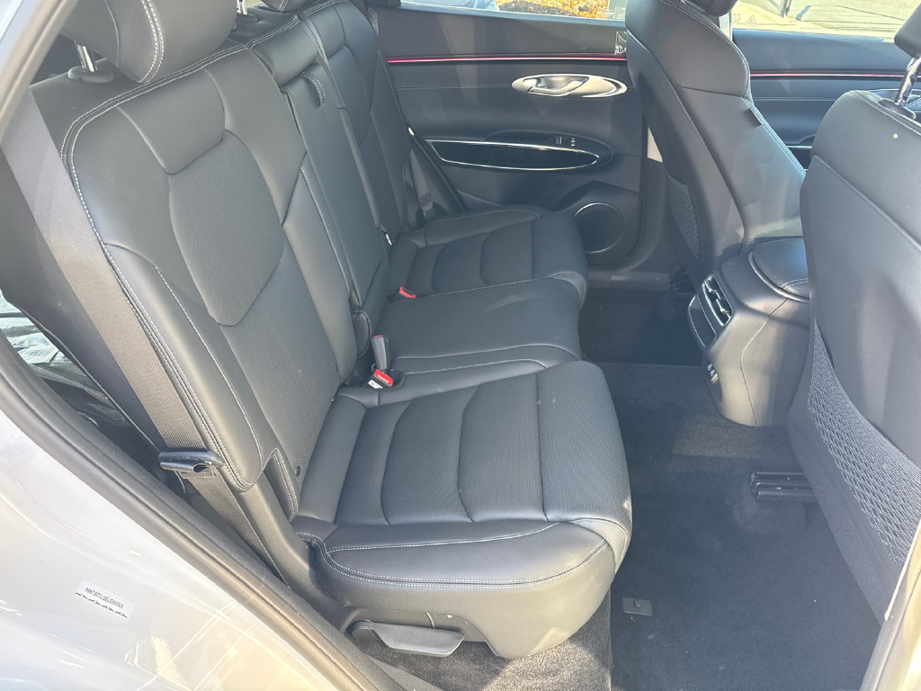 Used 2026 Genesis GV70 2.5T AWD/4WD image 18