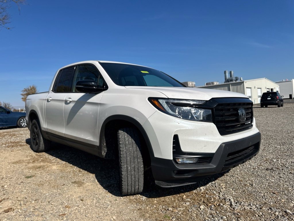 Used 2023 Honda Ridgeline Black Edition image 14