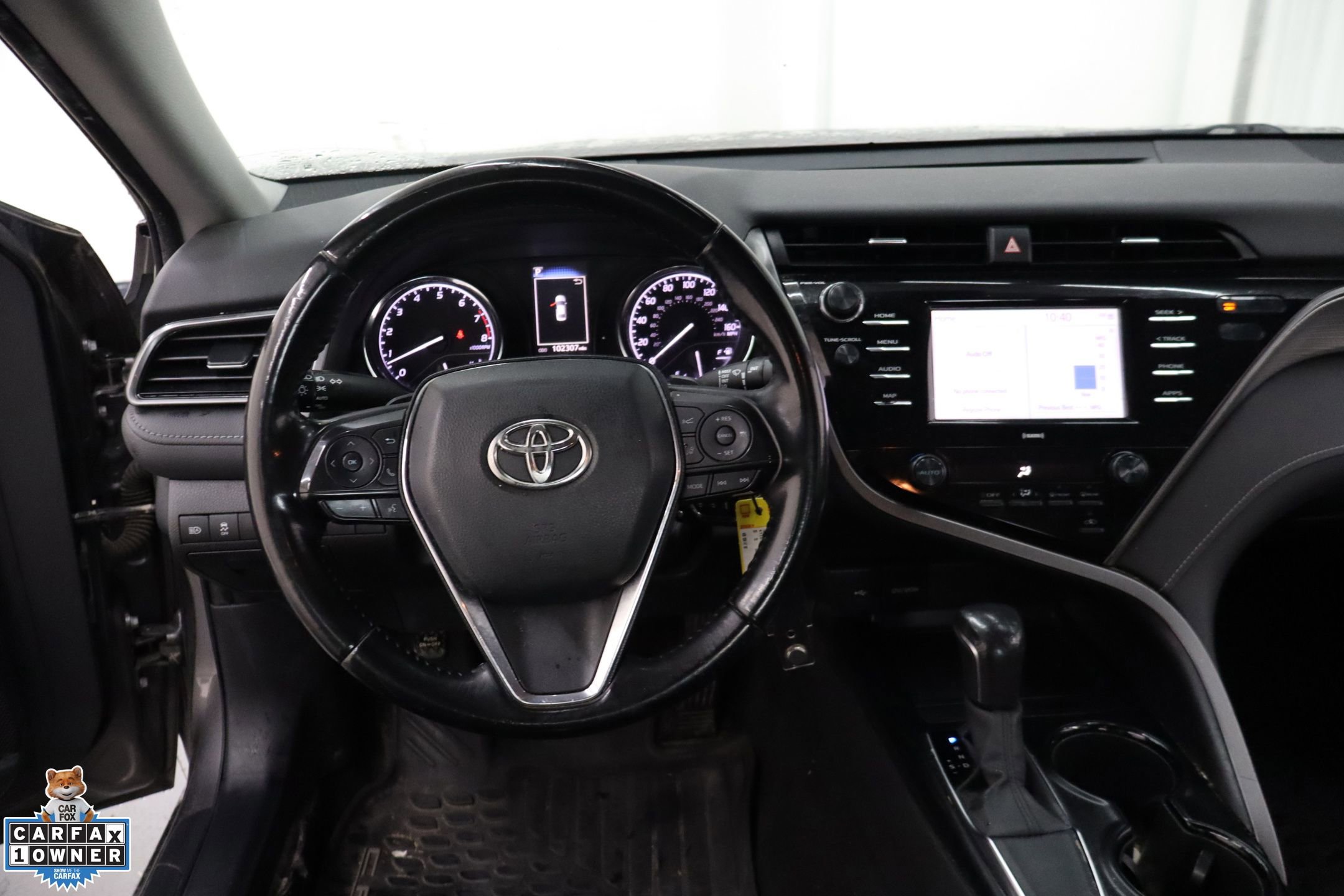 Used 2020 Toyota Camry SE FWD image 18