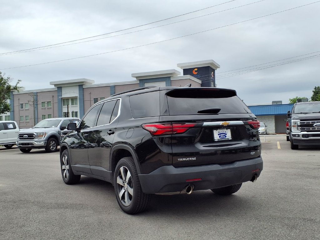 Used 2023 Chevrolet Traverse LT w/ LT Premium Package FWD image 20