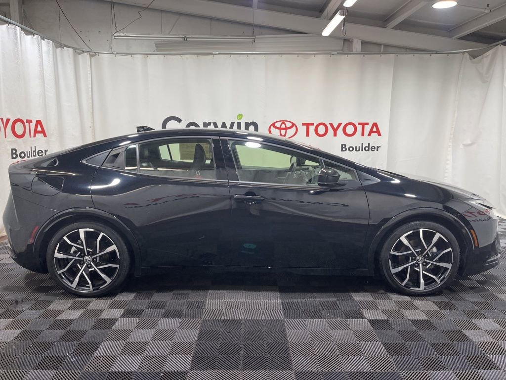 Used 2024 Toyota Prius Prime image 7