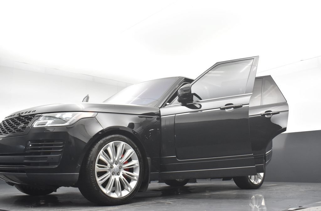 Used 2019 Land Rover Range Rover Supercharged AWD/4WD image 34